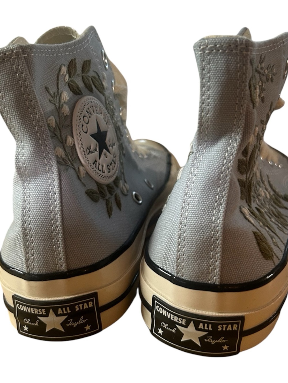 Converse All Star Light Blue High Top SneakersFloral Embroidery New with out box - Picture 3 of 4
